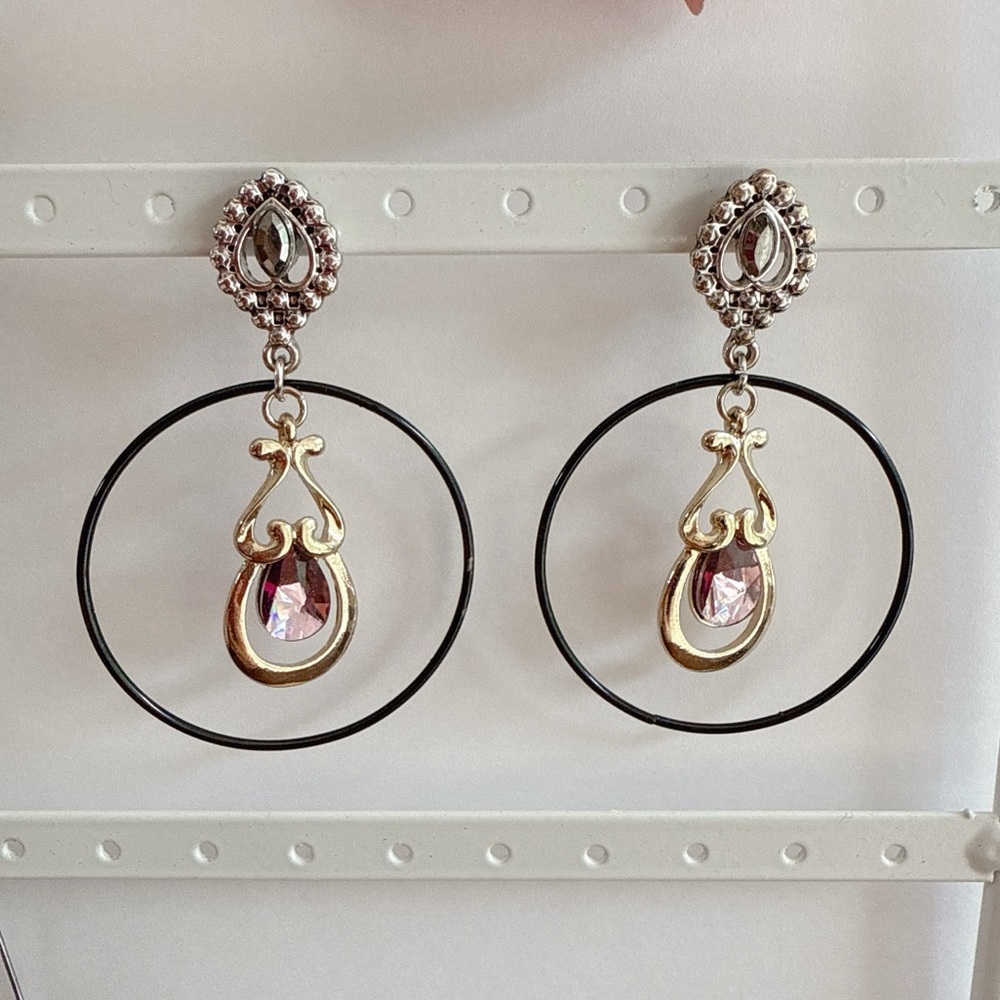 Topshop Elegant Gold and Red Teardrop Earrings